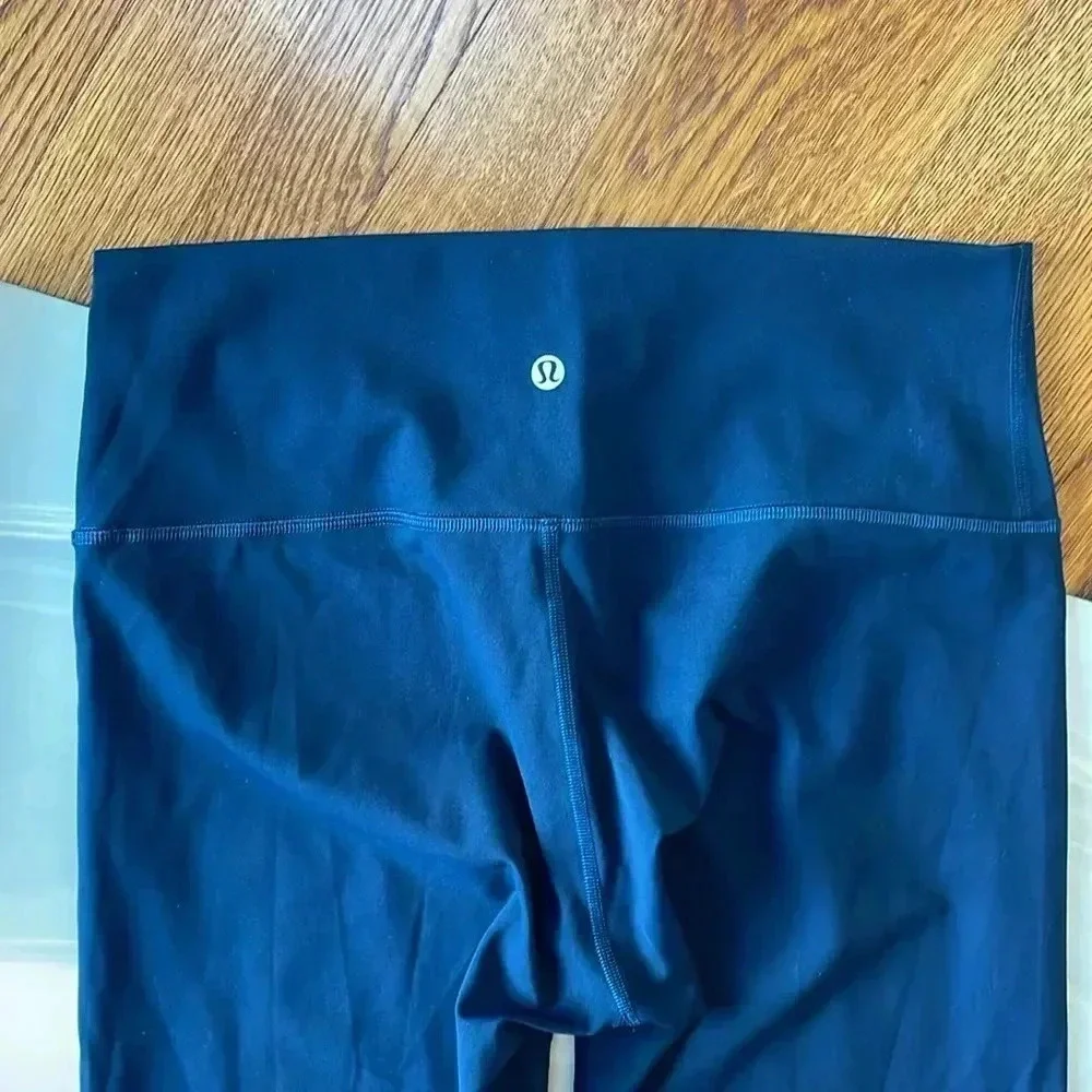 Lululemon I 10